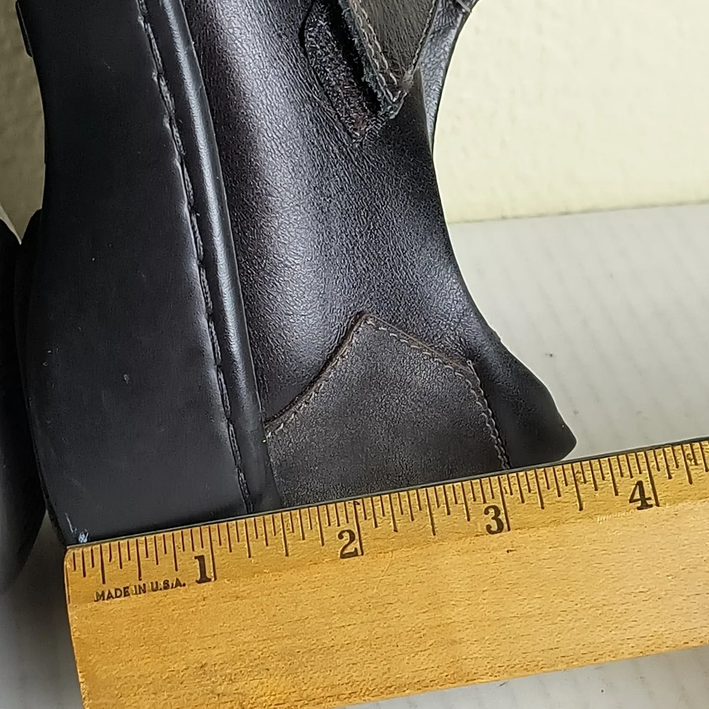 Naot 7/7.5(38) Women's Black Mary Jane Platform Shoes